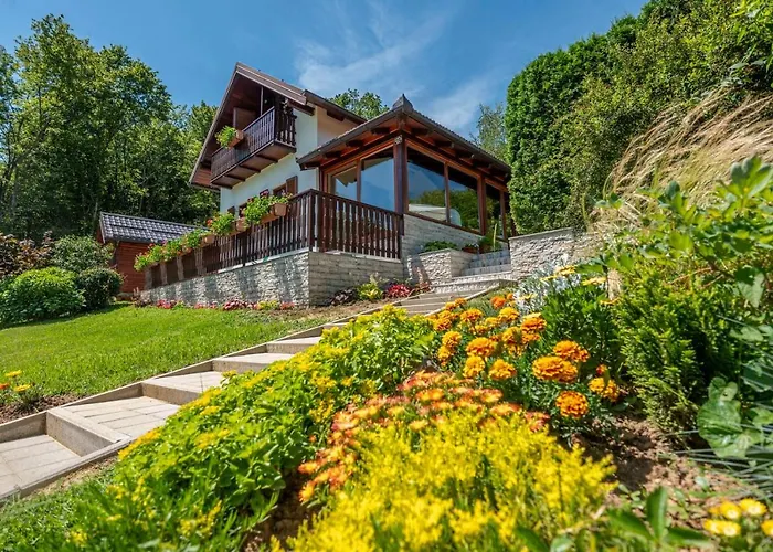 Holiday Home Mare Near River